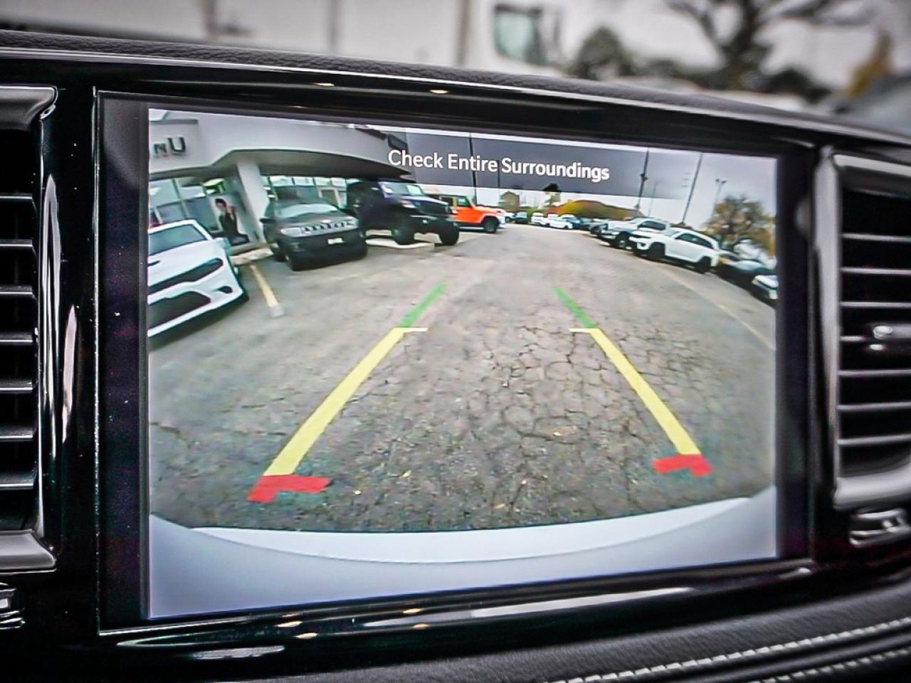 2024 Chrysler Pacifica  Photo