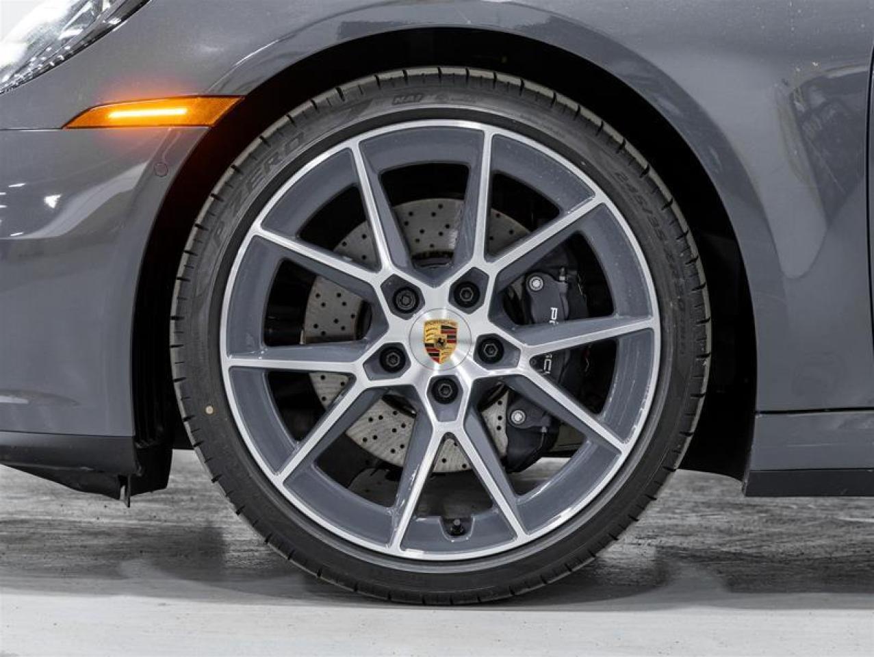 2025 Porsche 911  Photo