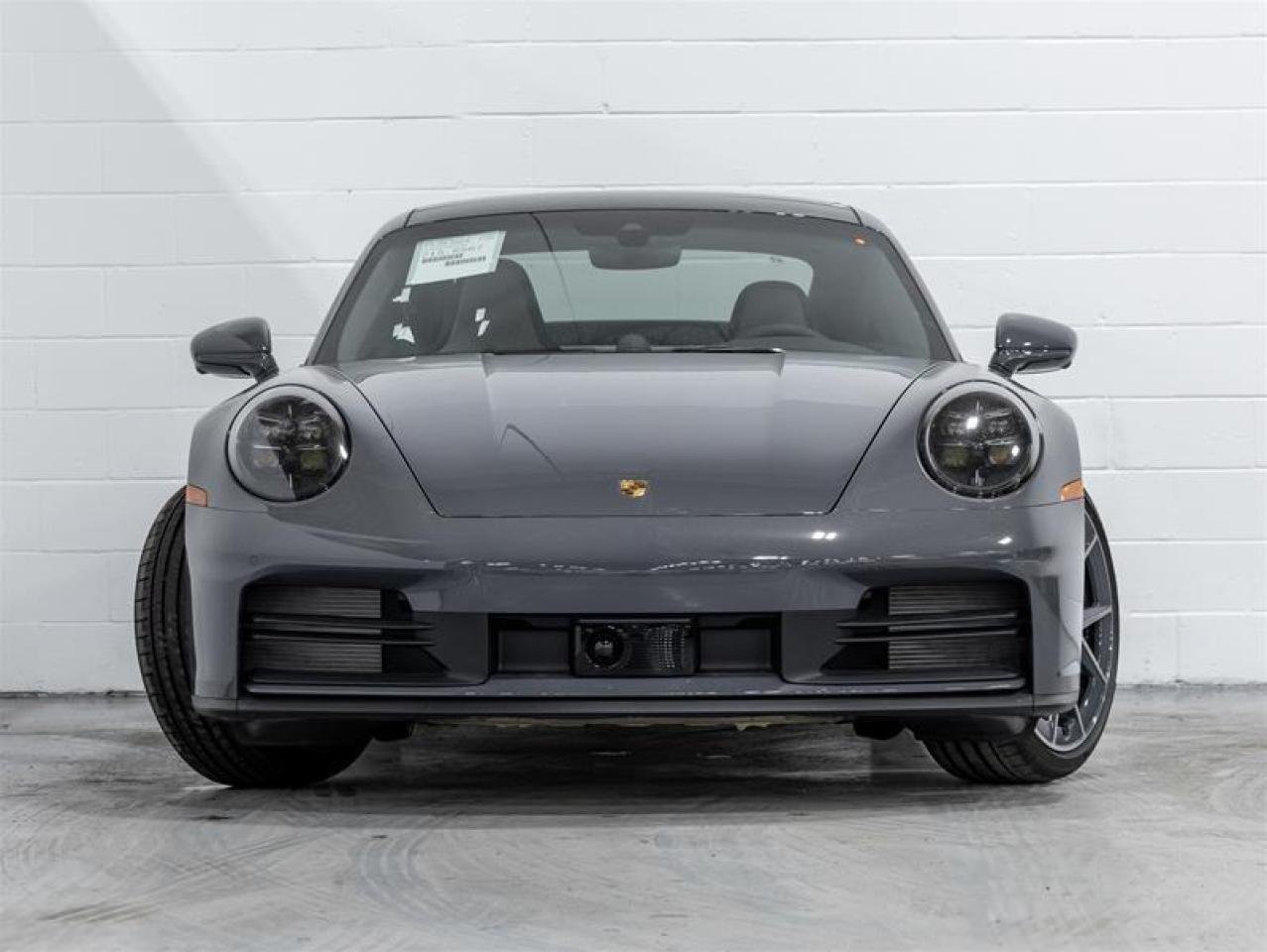 2025 Porsche 911  Photo