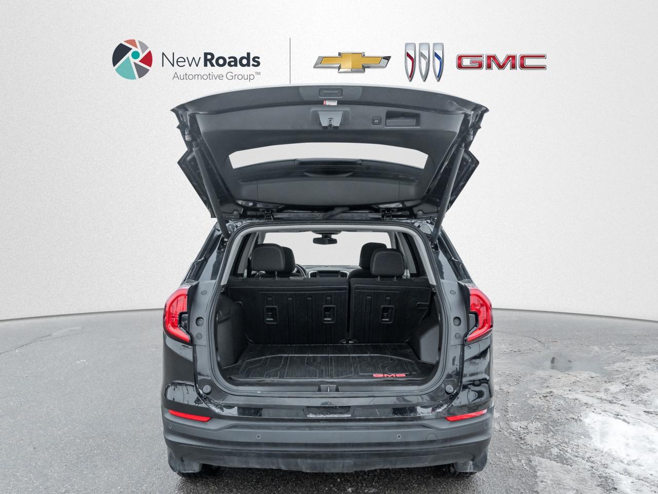 2024 GMC Terrain SLE 4dr All-Wheel Drive Photo