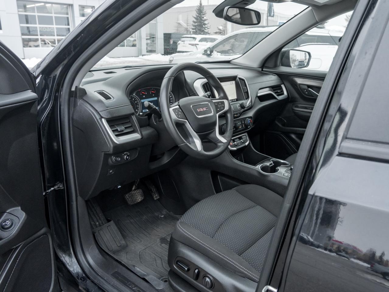 2024 GMC Terrain SLE 4dr All-Wheel Drive Photo