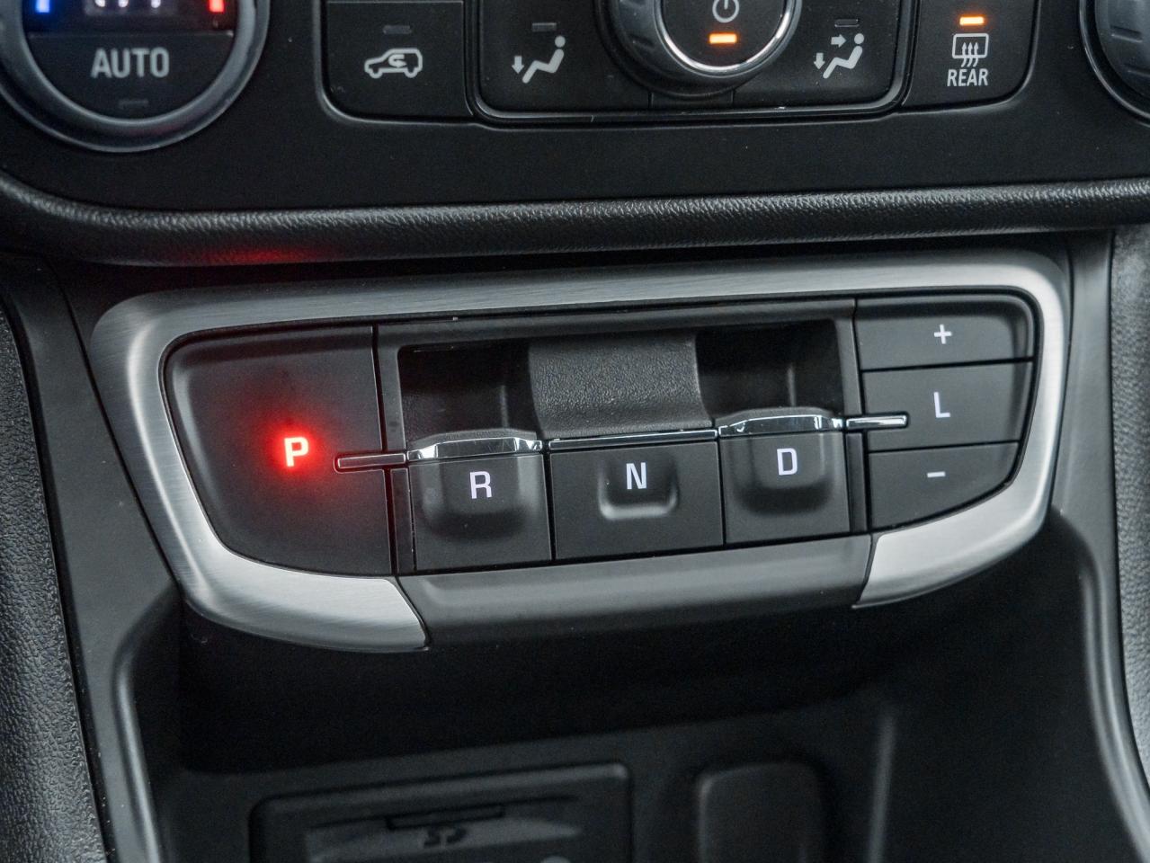 2024 GMC Terrain SLE 4dr All-Wheel Drive Photo