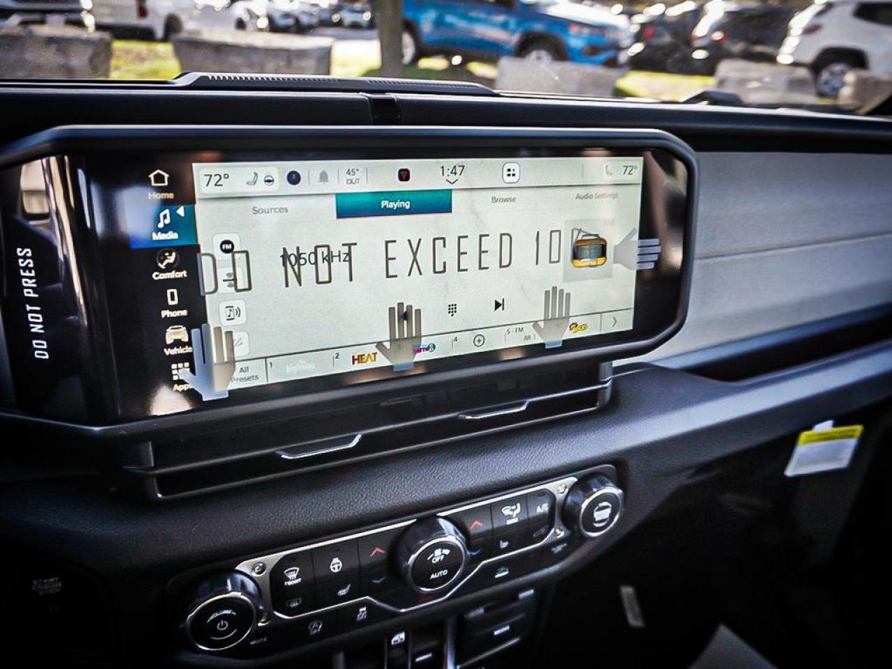 2026 Jeep Gladiator  Photo