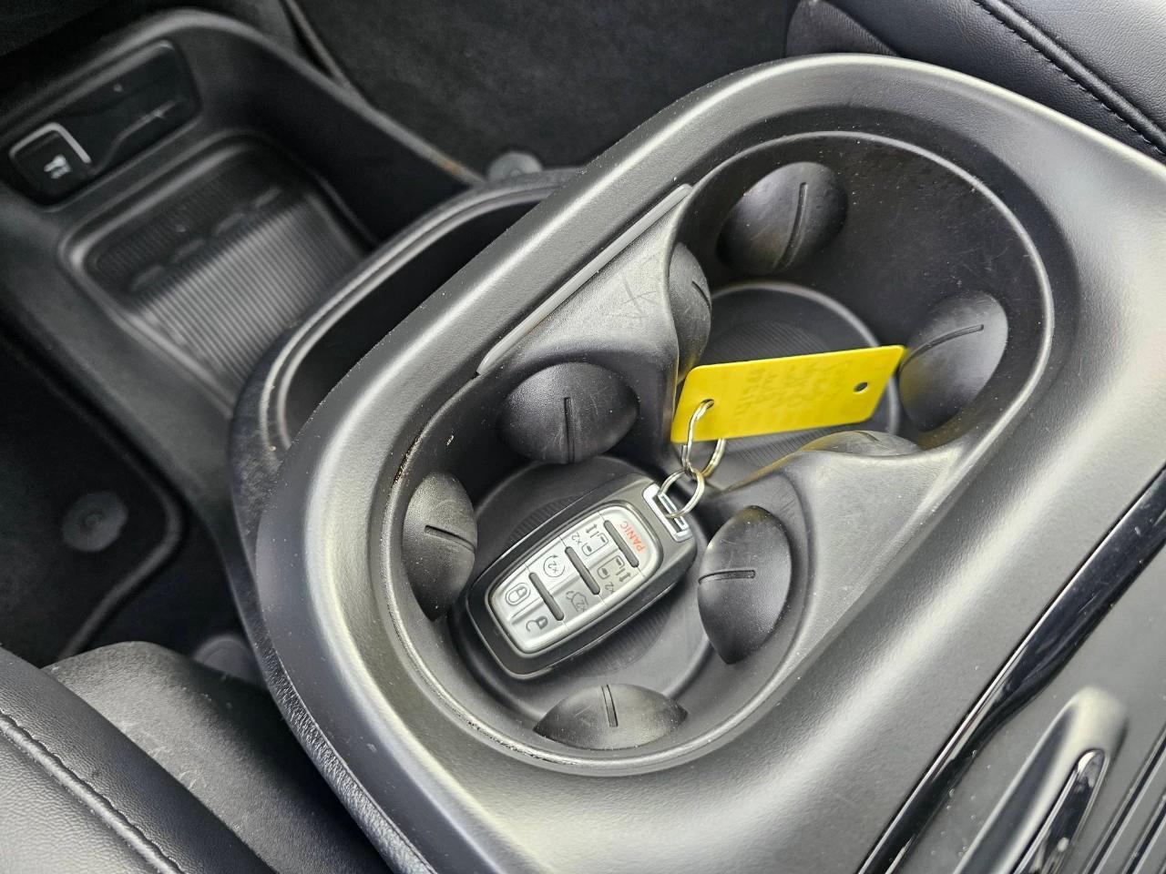 2024 Chrysler Pacifica Touring-L Front-Wheel Drive Passenger Van Photo