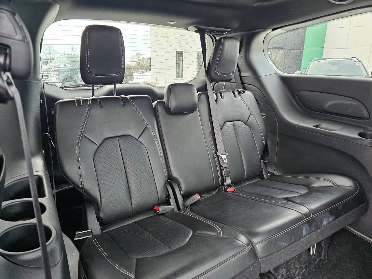 2024 Chrysler Pacifica Touring-L Front-Wheel Drive Passenger Van Photo