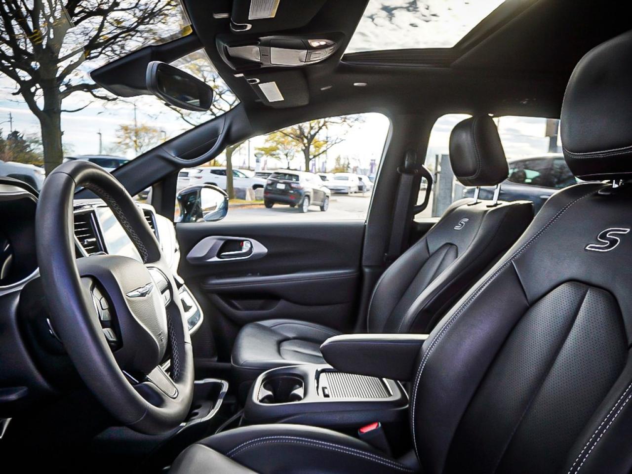 2024 Chrysler Pacifica  Photo