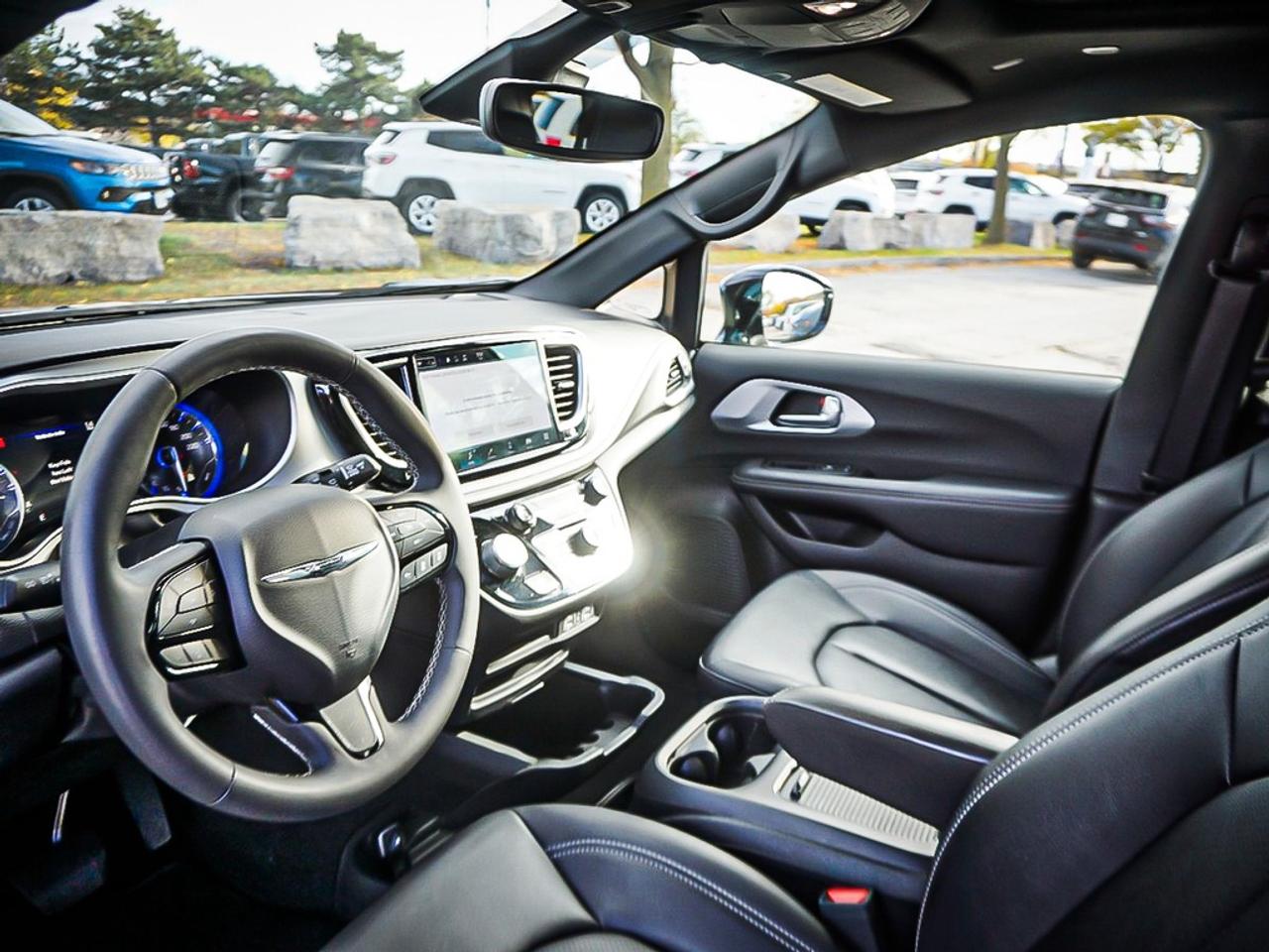 2024 Chrysler Pacifica  Photo