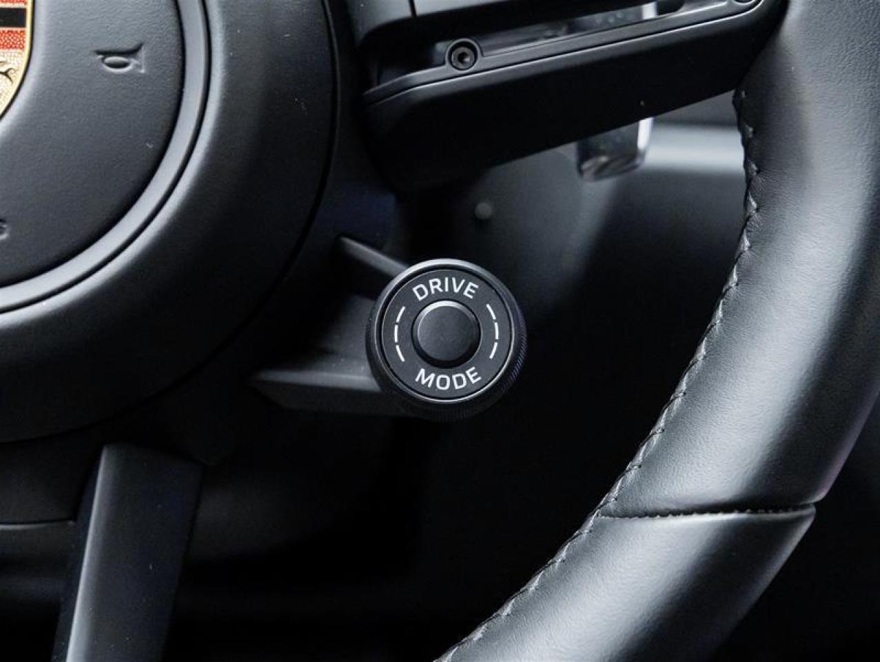 2024 Porsche Macan  Photo