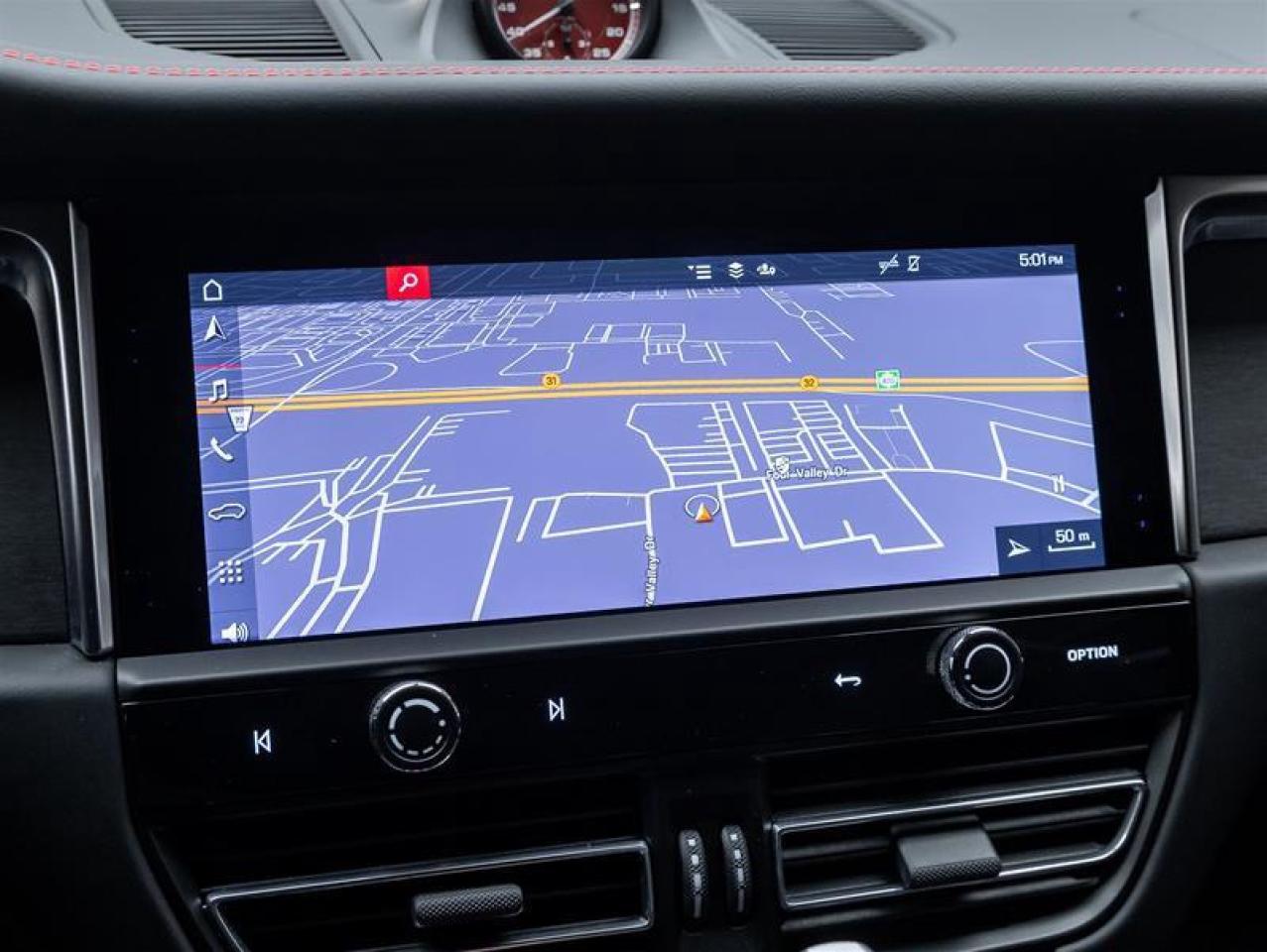 2024 Porsche Macan  Photo