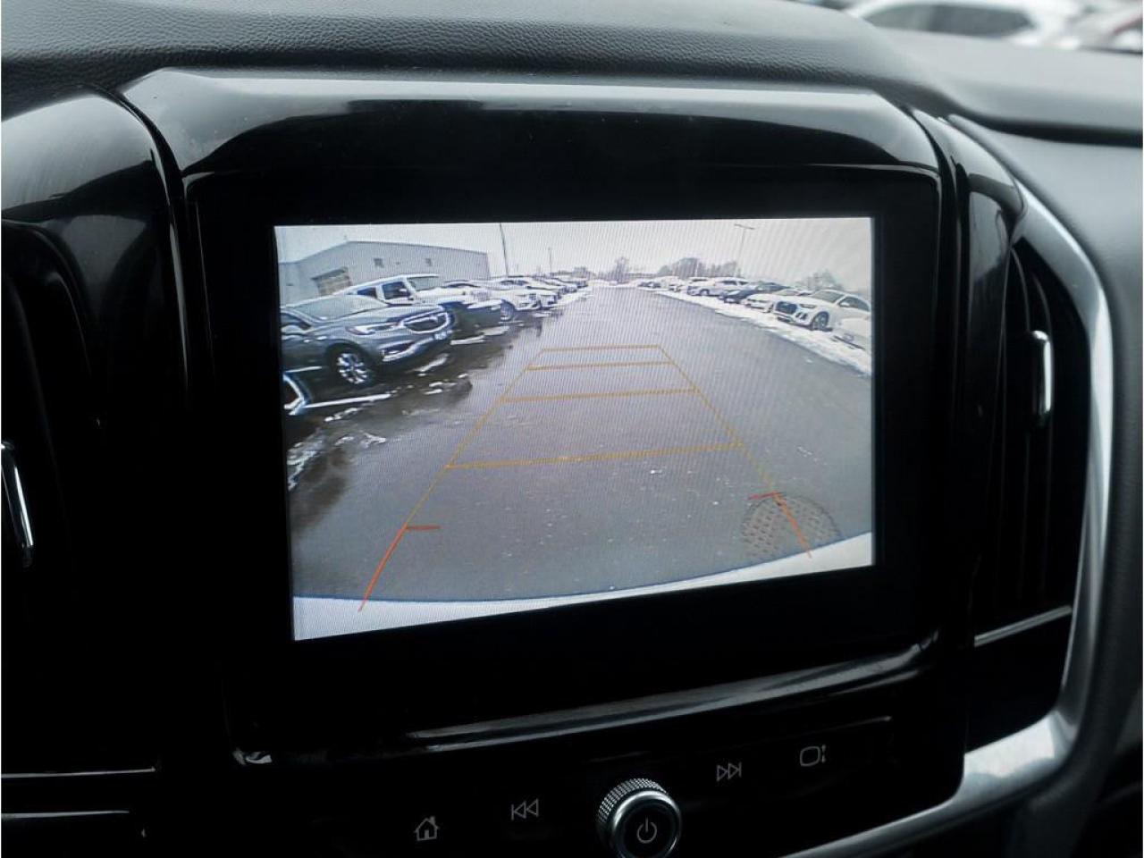 2018 Chevrolet Traverse LT Cloth w/1LT All-Wheel Drive Photo