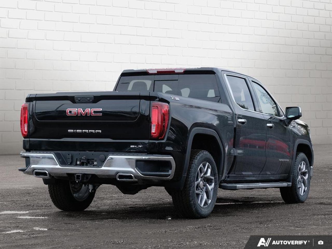 2026 GMC Sierra 1500 Crew Cab Short Box 4-Wheel Drive SLT Photo