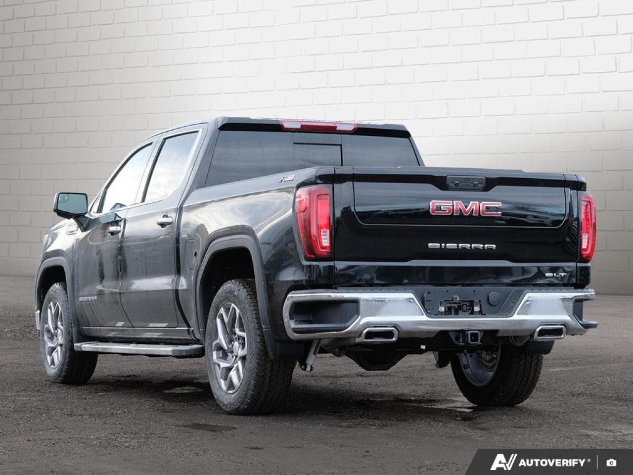 2026 GMC Sierra 1500 Crew Cab Short Box 4-Wheel Drive SLT Photo2