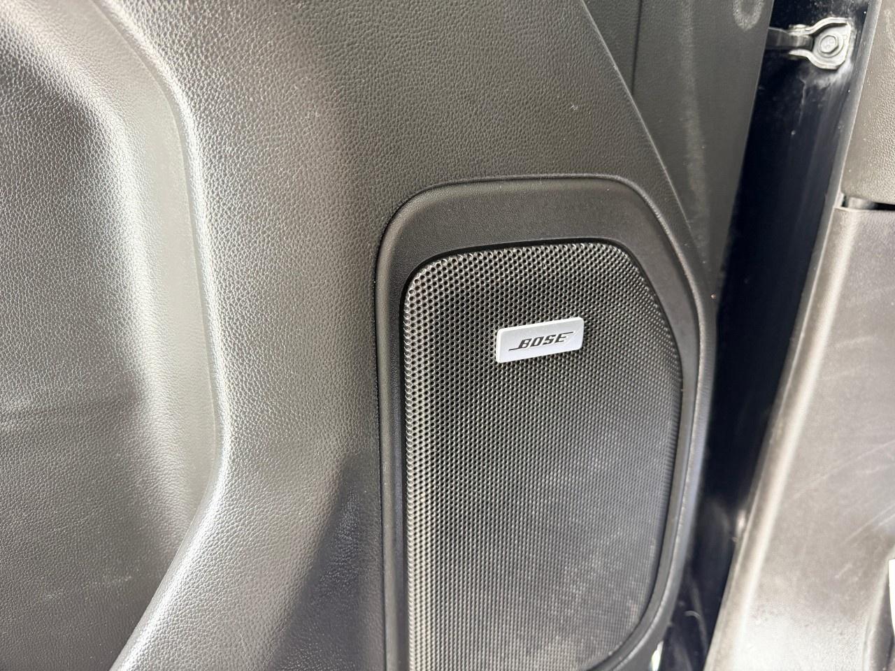 2021 Chevrolet Silverado 1500 Crew Cab Short Box 4-Wheel Drive LT Trail Boss Photo