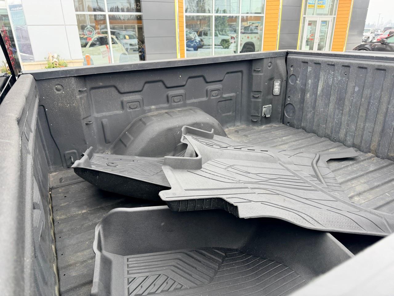 2021 Chevrolet Silverado 1500 Crew Cab Short Box 4-Wheel Drive LT Trail Boss Photo