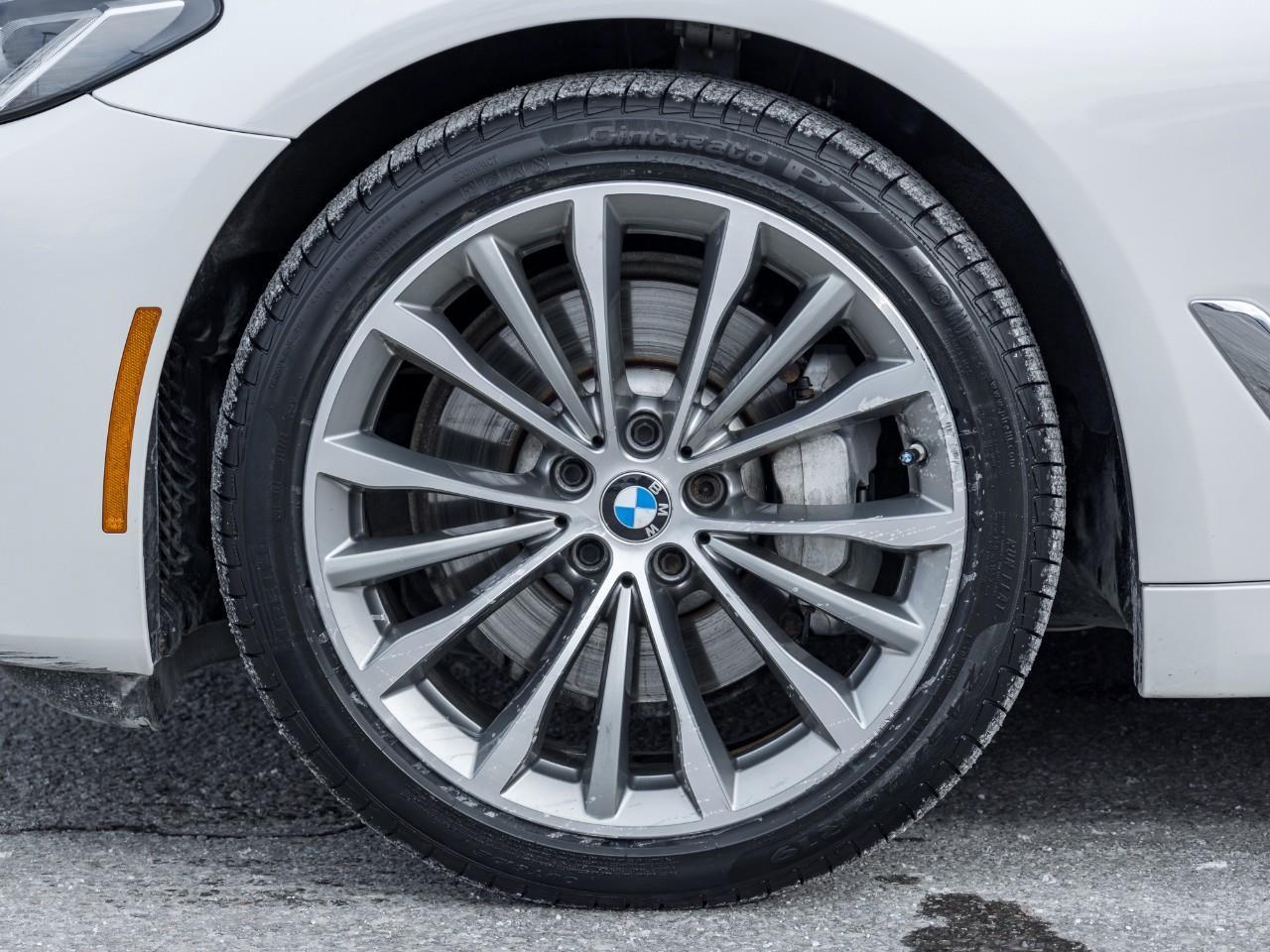 2023 BMW 530 i xDrive 4dr All-Wheel Drive Sedan Photo3