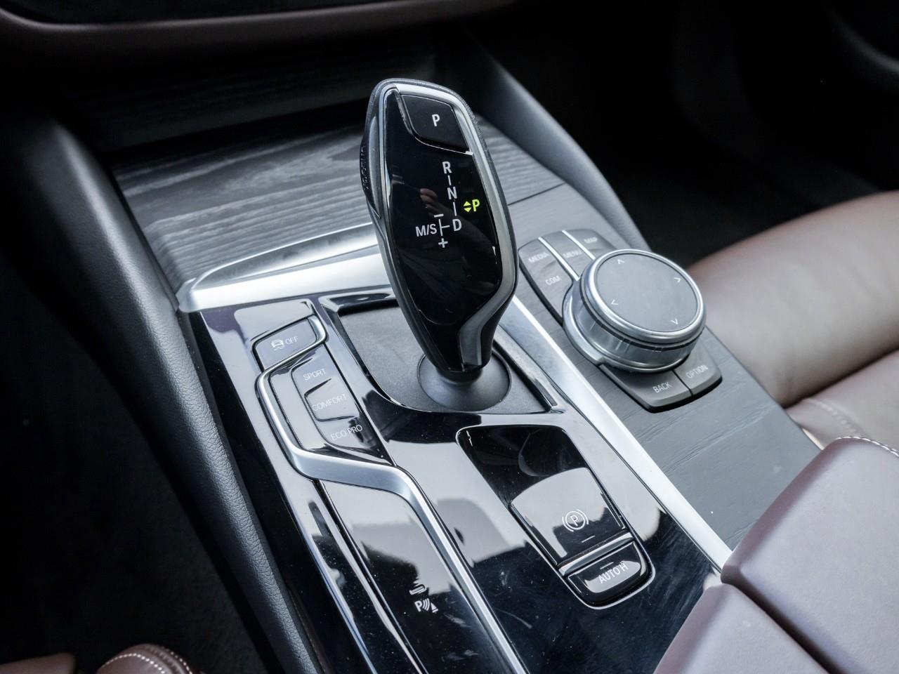 2023 BMW 530 i xDrive 4dr All-Wheel Drive Sedan Photo