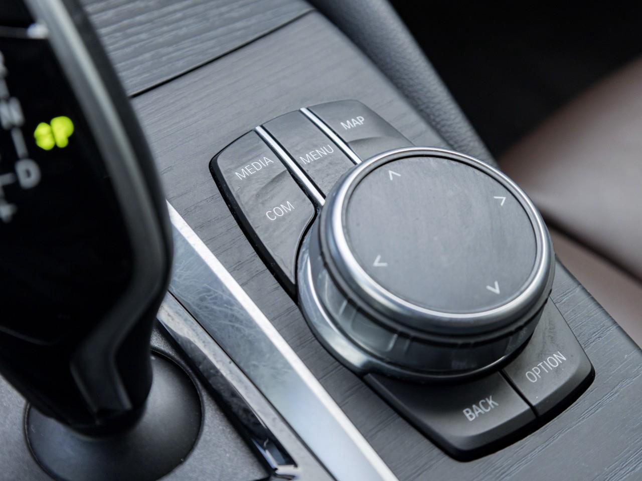 2023 BMW 530 i xDrive 4dr All-Wheel Drive Sedan Photo