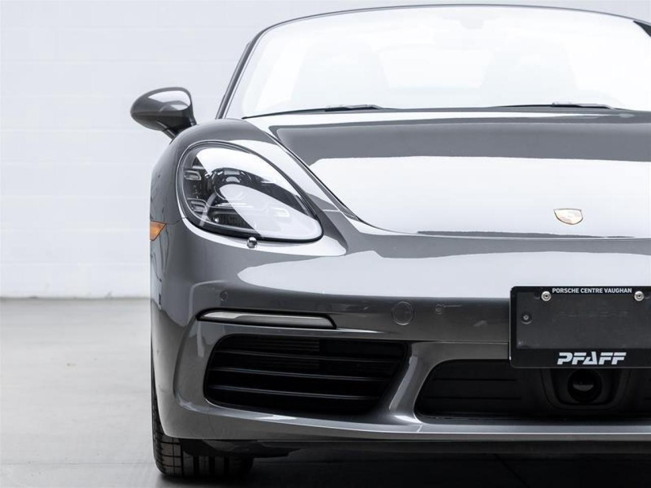 2024 Porsche 718 Boxster  Photo3
