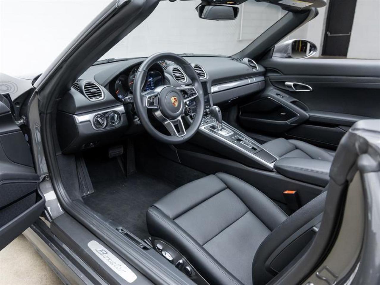 2024 Porsche 718 Boxster  Photo