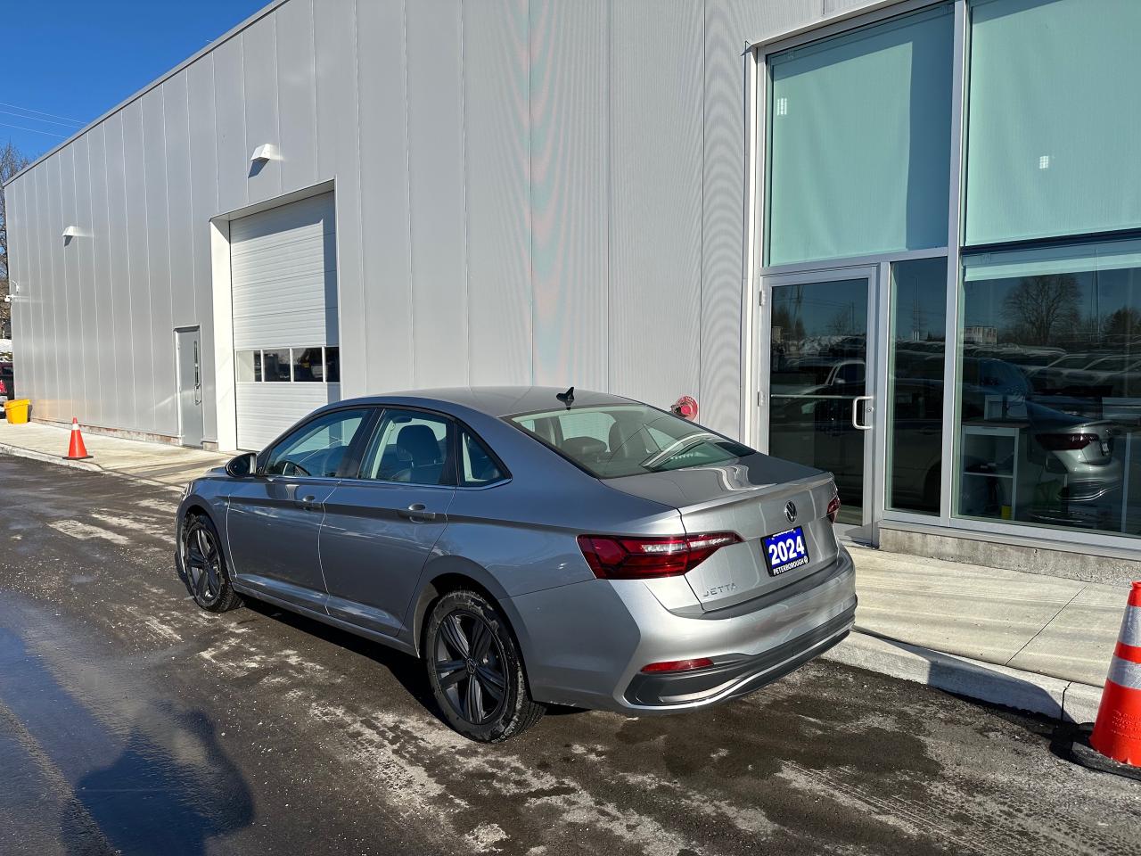 2024 Volkswagen Jetta Comfortline (M6) 4dr Sedan Photo2