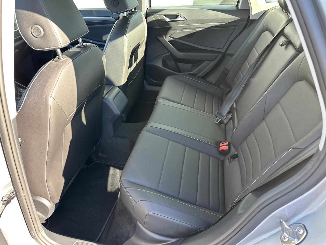 2024 Volkswagen Jetta Comfortline (M6) 4dr Sedan Photo