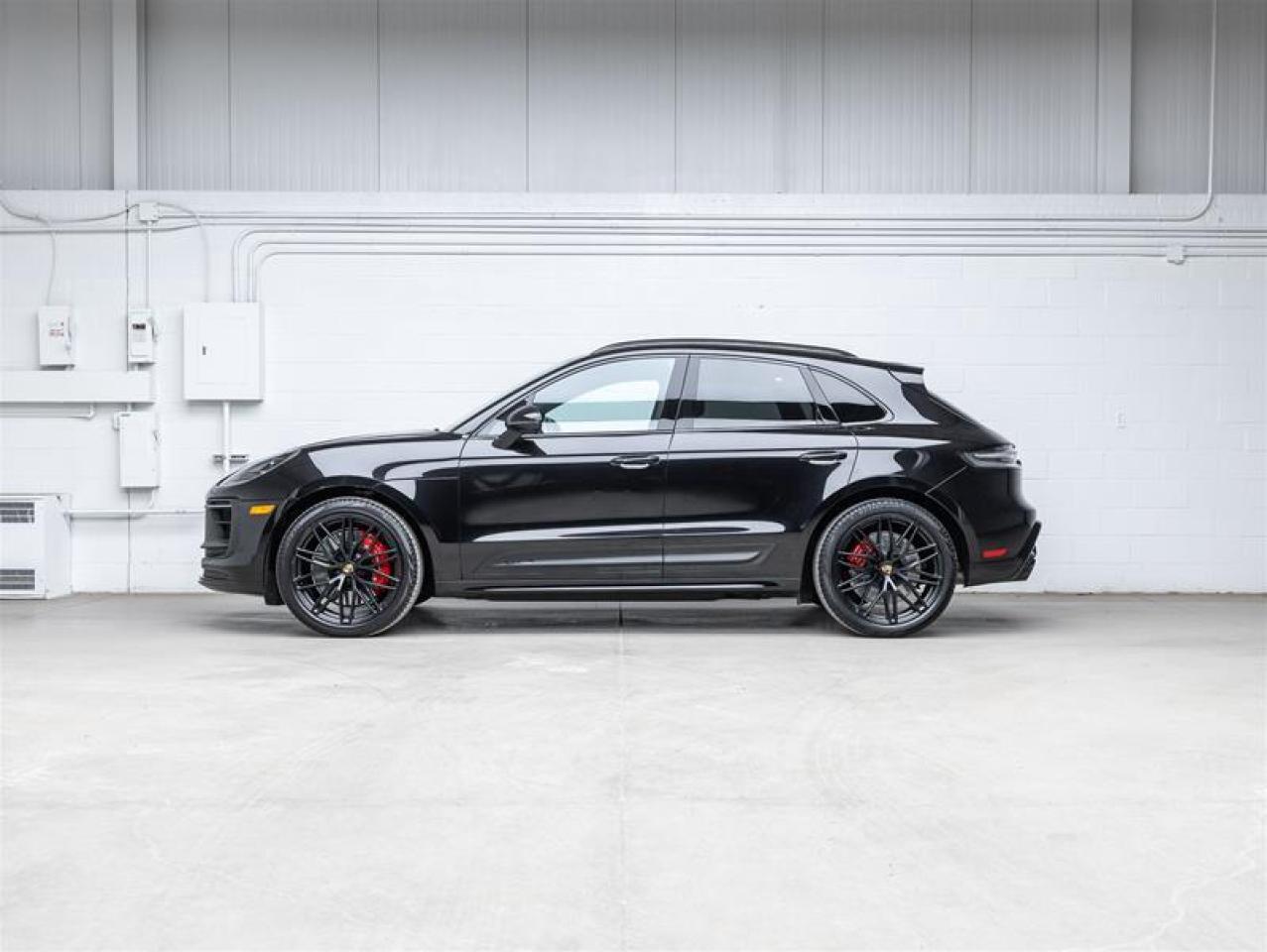 2024 Porsche Macan  Photo4