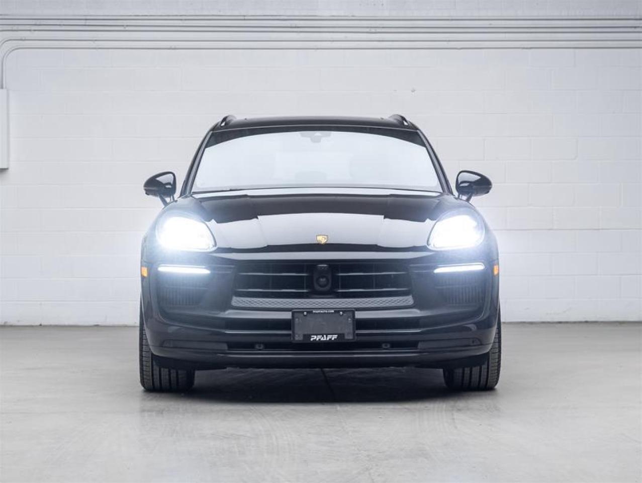 2024 Porsche Macan  Photo