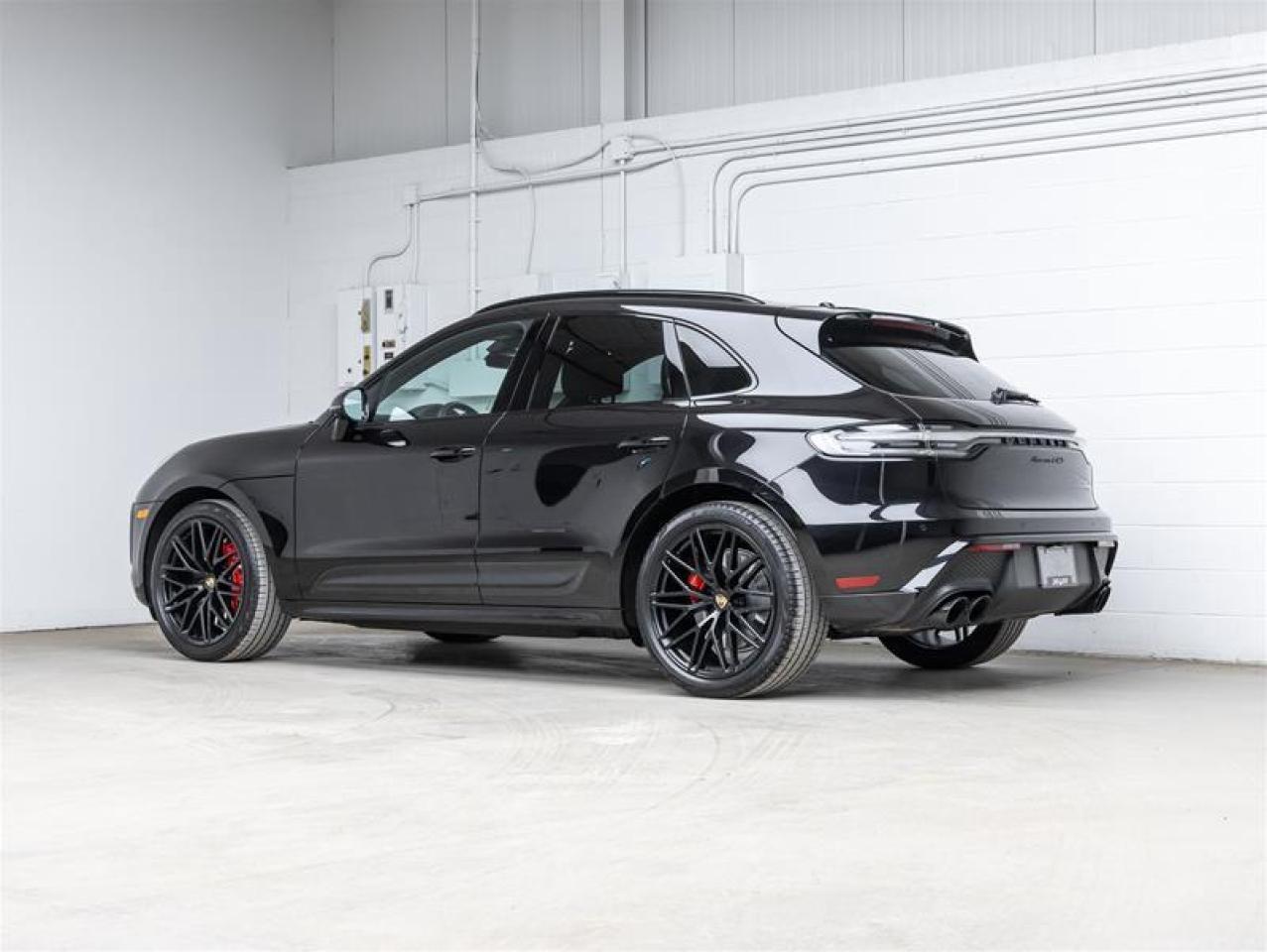 2024 Porsche Macan  Photo