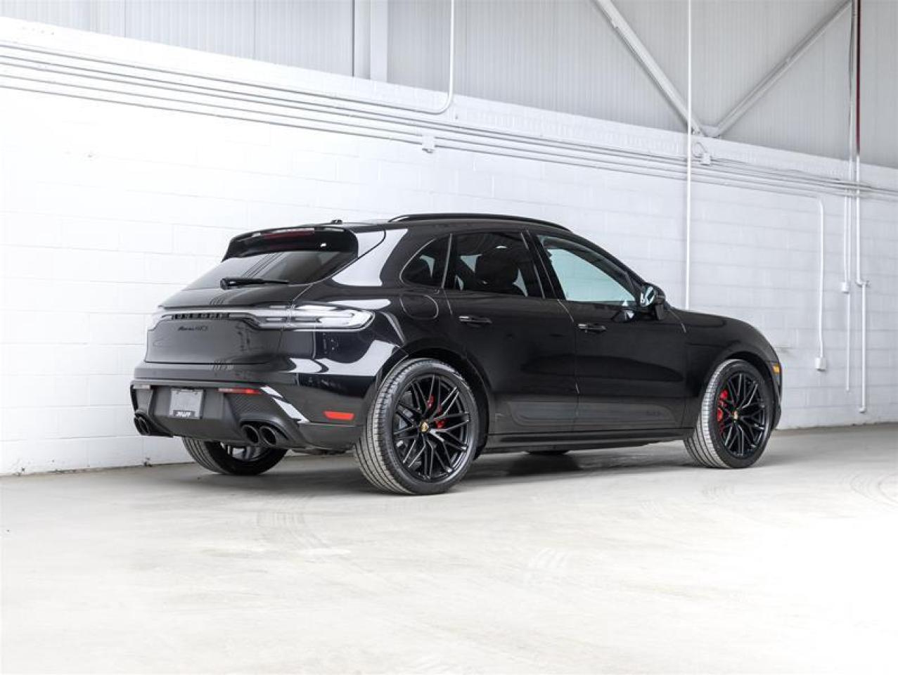 2024 Porsche Macan  Photo