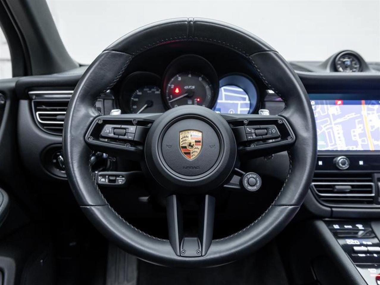 2024 Porsche Macan  Photo