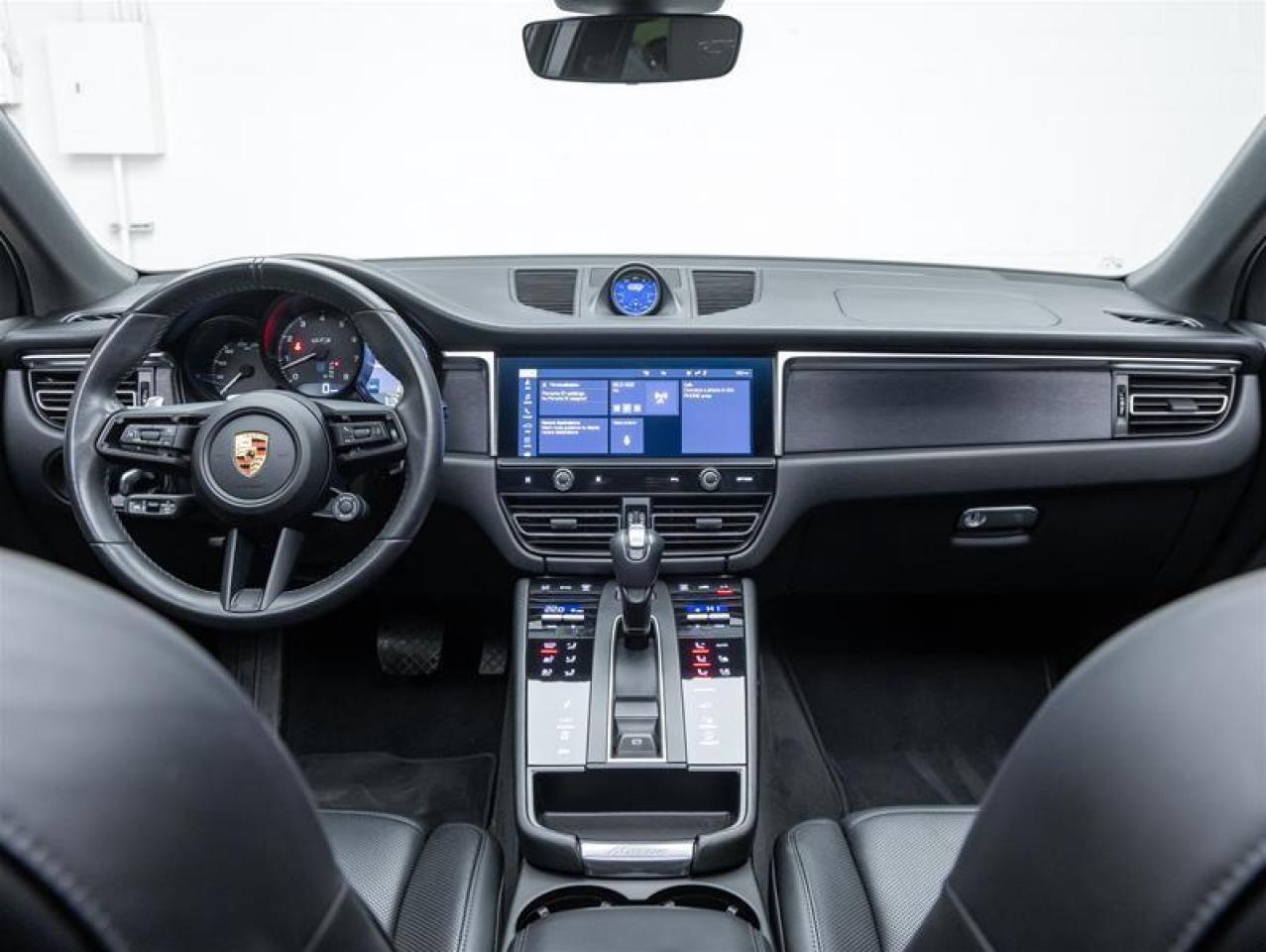 2024 Porsche Macan  Photo