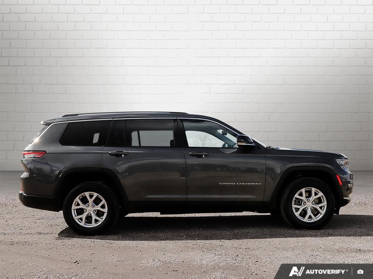 2023 Jeep Grand Cherokee L Limited 4x4 Photo