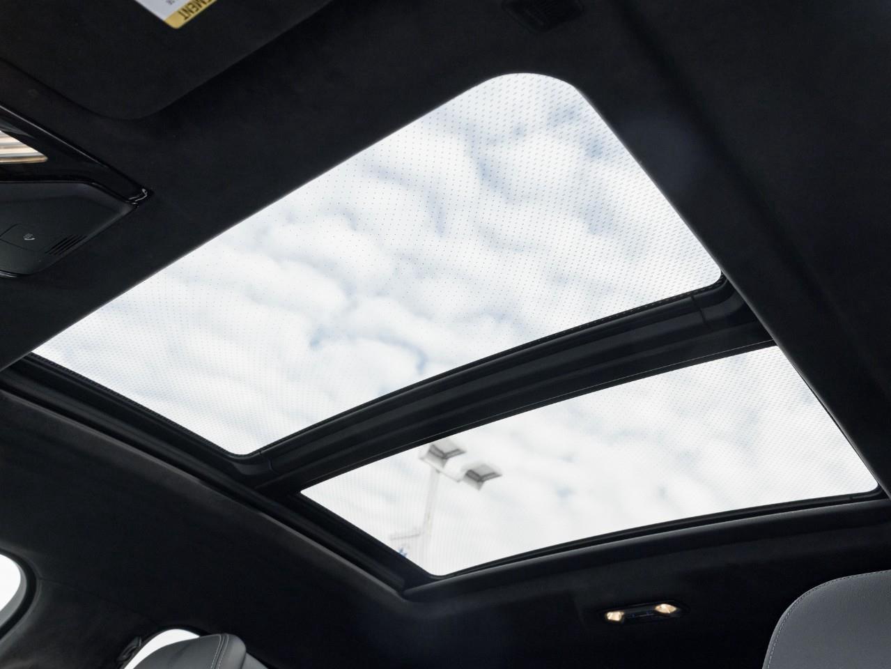 2022 BMW X6 xDrive40i 4dr All-Wheel Drive Sports Activity Coupe Photo