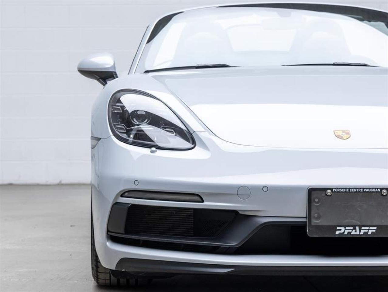 2023 Porsche 718 Boxster  Photo3