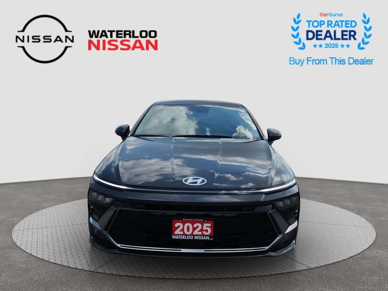 2025 Hyundai Sonata Preferred-Trend !!! NO ACCIDENTS !!! COOLING SEATS   PANO ROOF   HEATED STEERING Photo