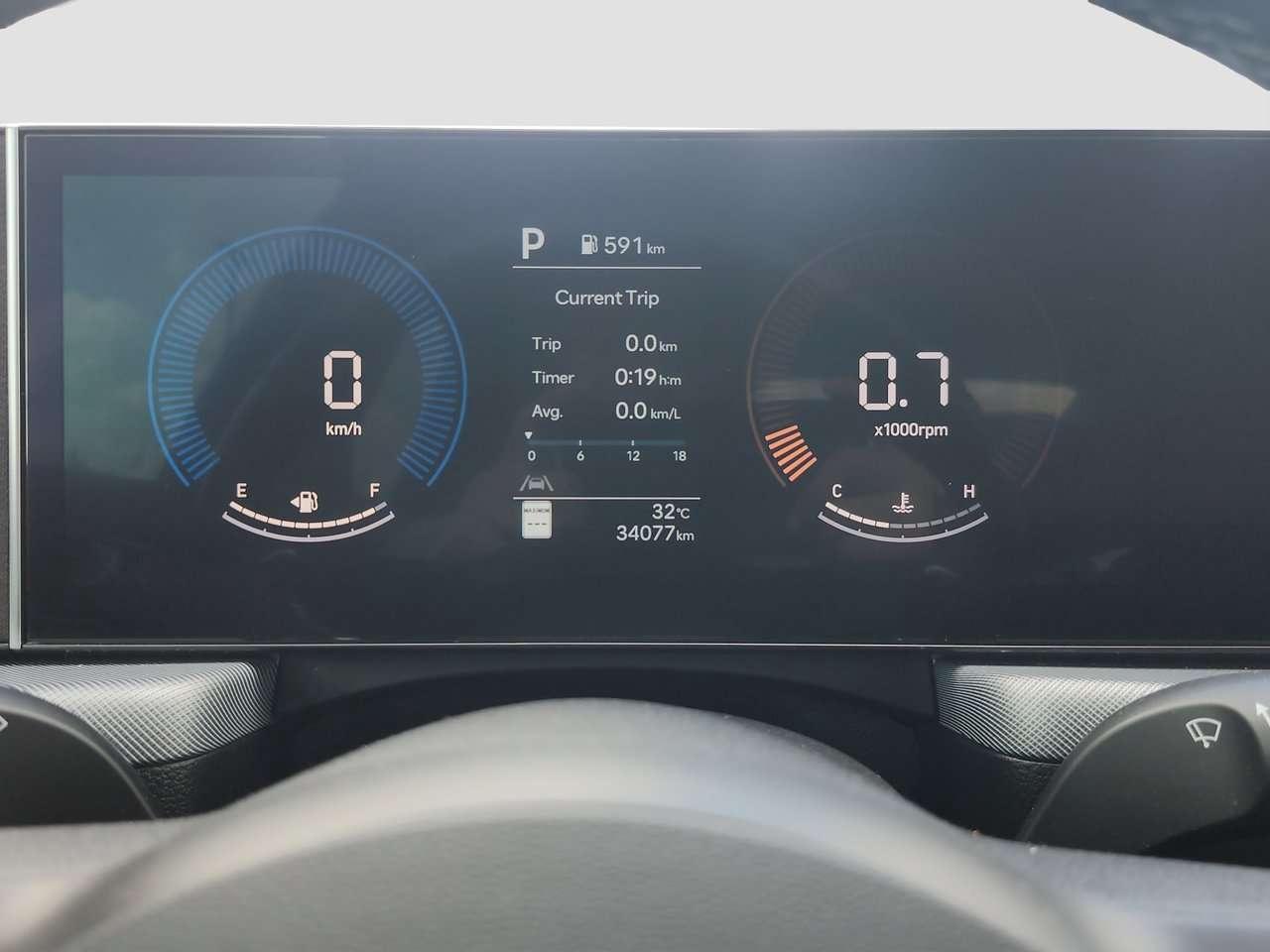 2025 Hyundai Sonata Preferred-Trend !!! NO ACCIDENTS !!! COOLING SEATS   PANO ROOF   HEATED STEERING Photo