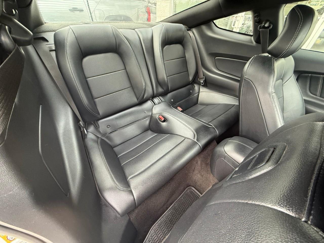 2016 Ford Mustang EcoBoost Premium 2dr Fastback Photo