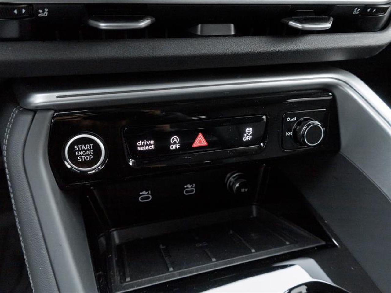 2025 Audi New Q5 2.0T 4dr All-Wheel Drive quattro Sport Utility Photo