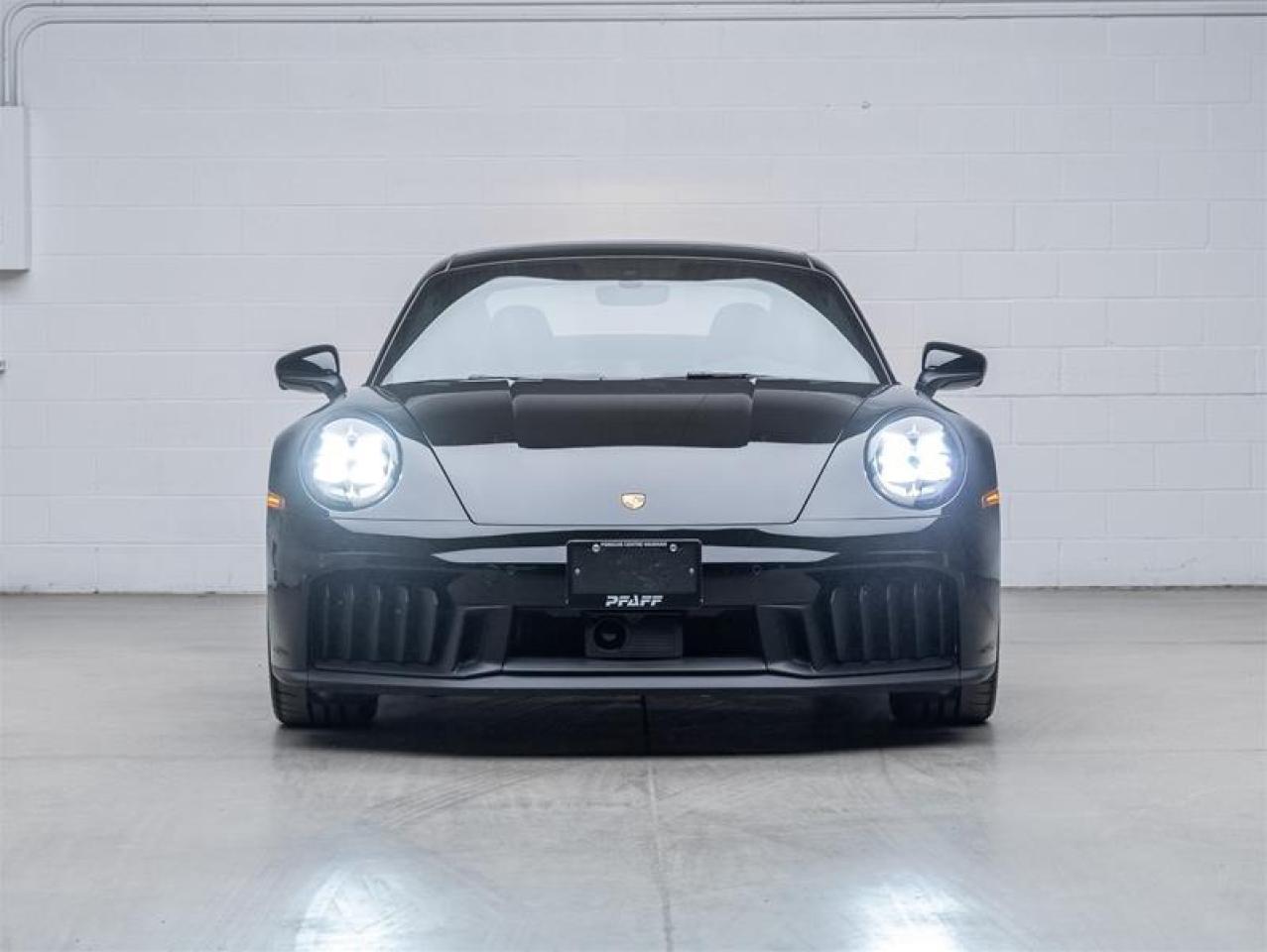 2025 Porsche 911  Photo