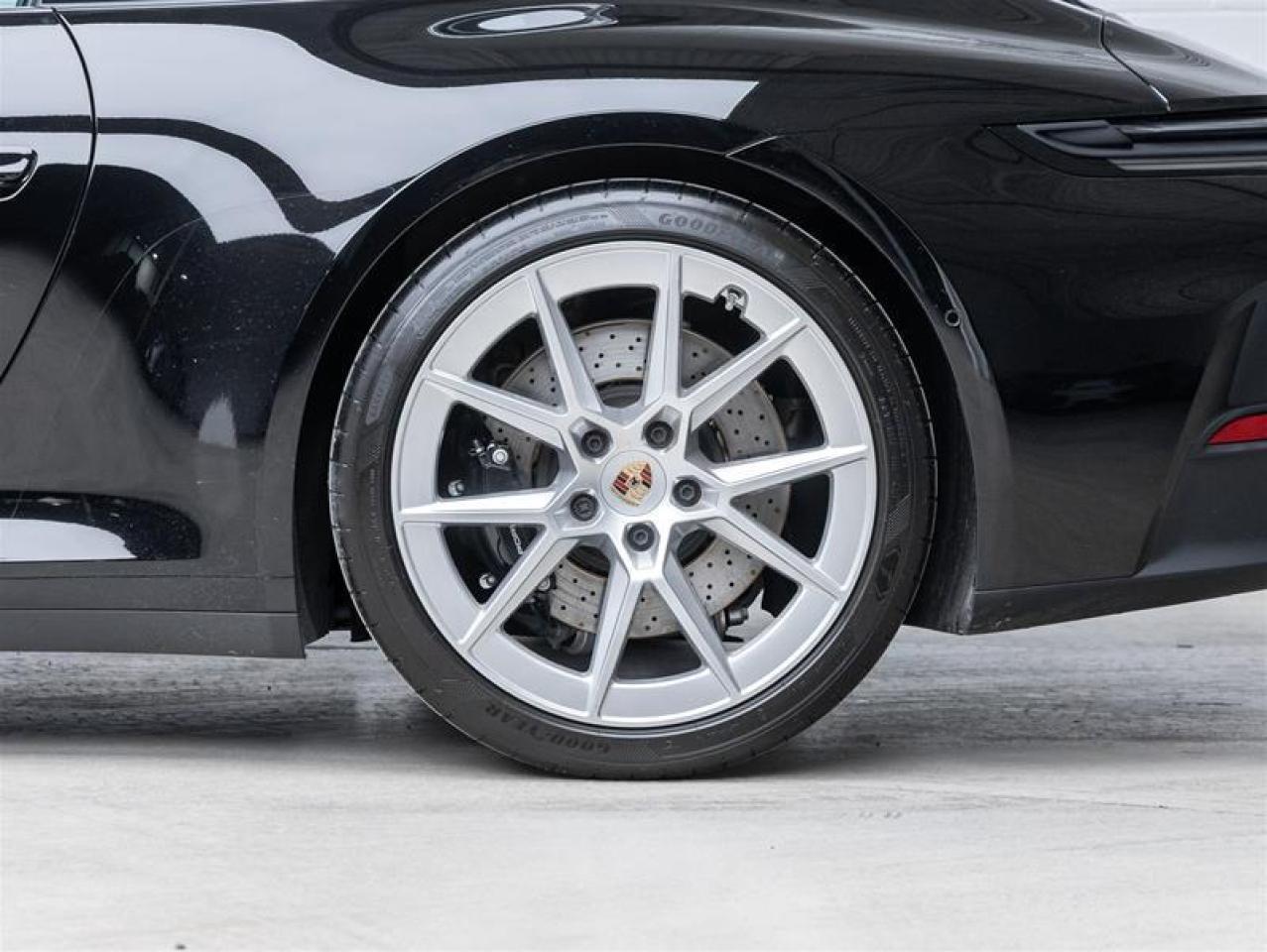 2025 Porsche 911  Photo