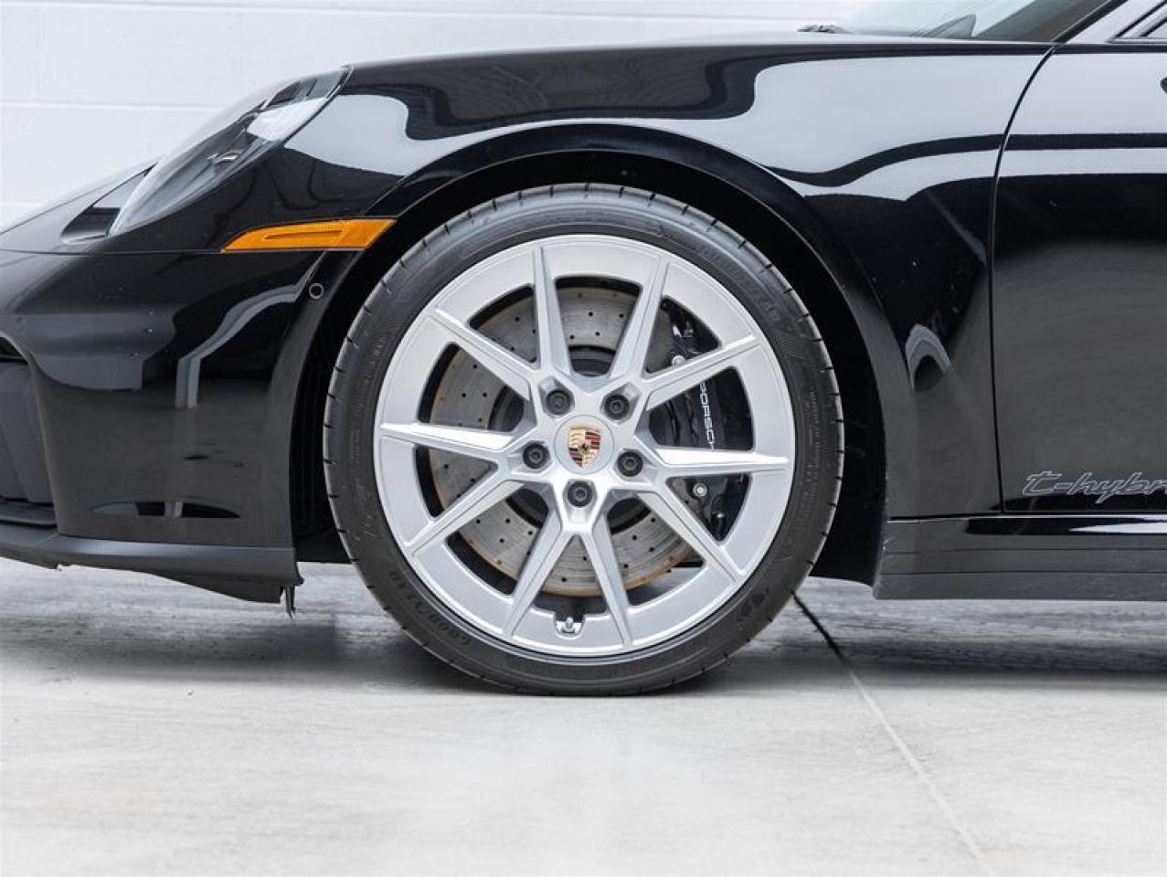 2025 Porsche 911  Photo