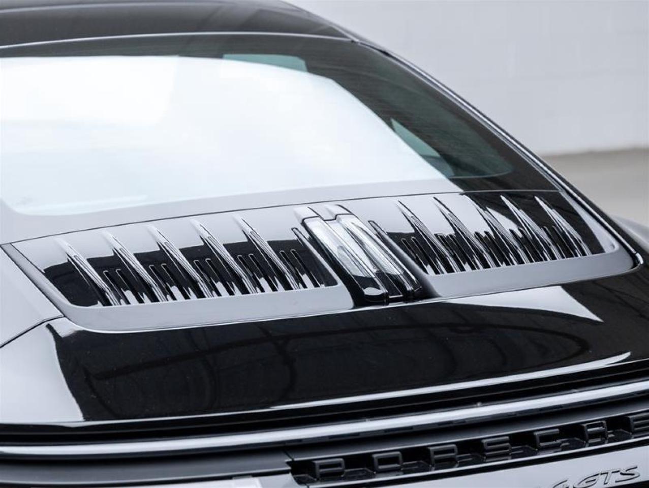 2025 Porsche 911  Photo