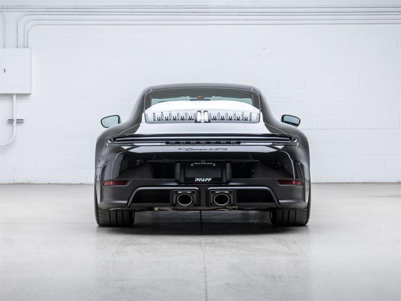 2025 Porsche 911  Photo