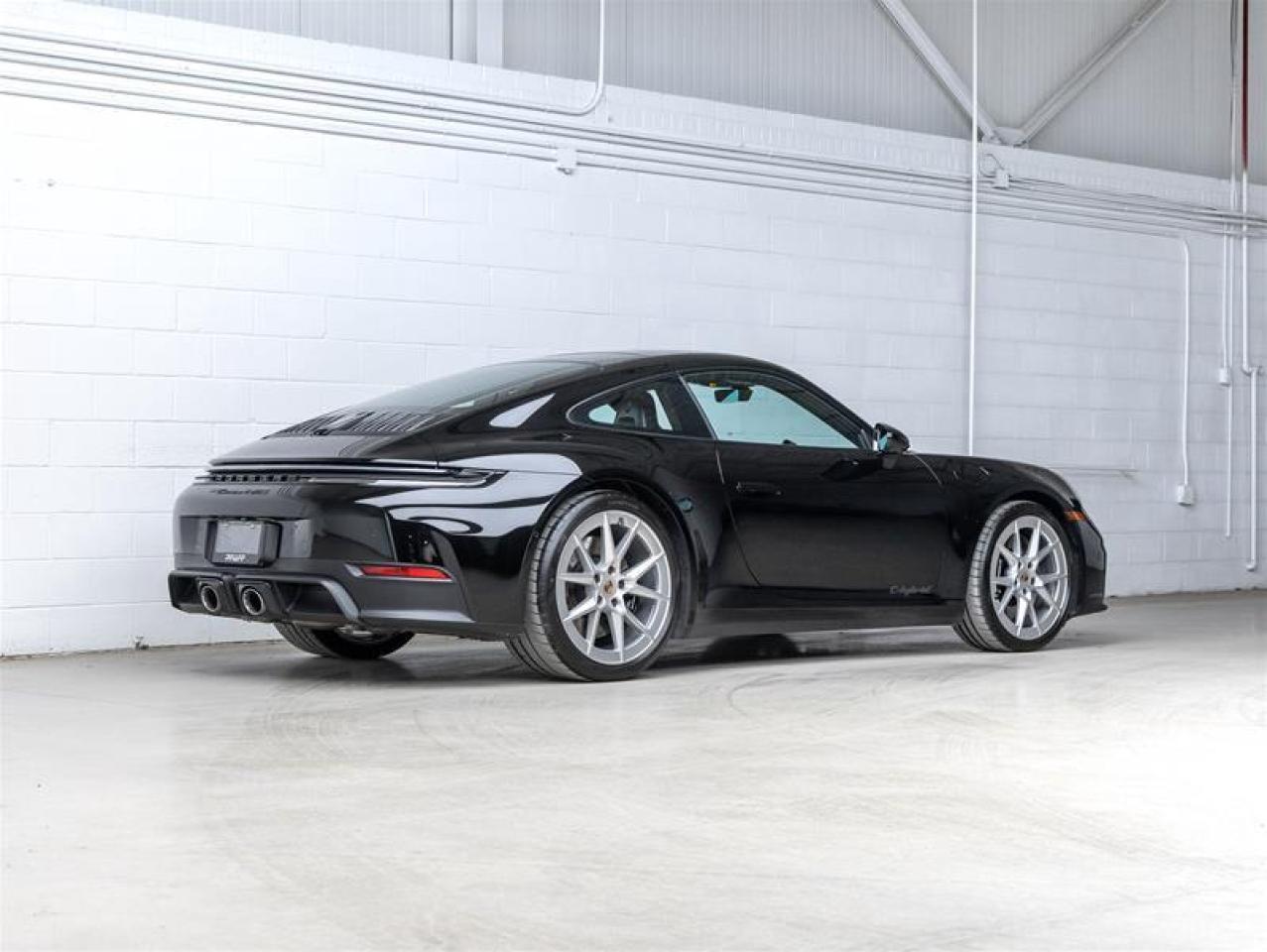 2025 Porsche 911  Photo