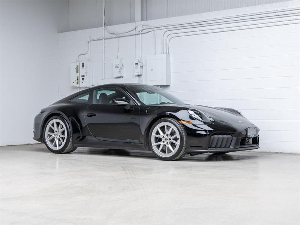 2025 Porsche 911  Photo