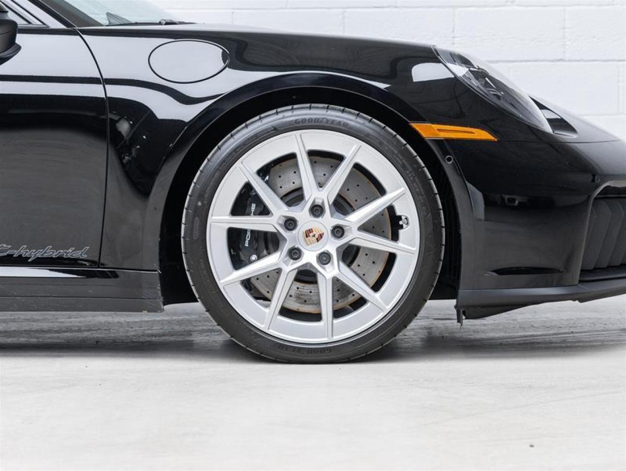 2025 Porsche 911  Photo