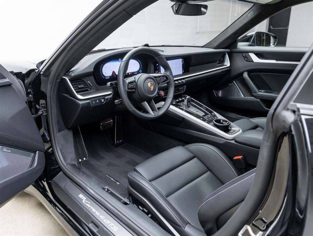 2025 Porsche 911  Photo