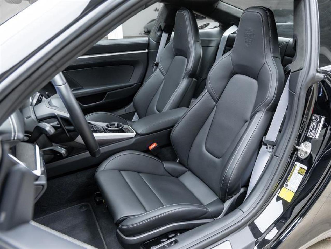 2025 Porsche 911  Photo