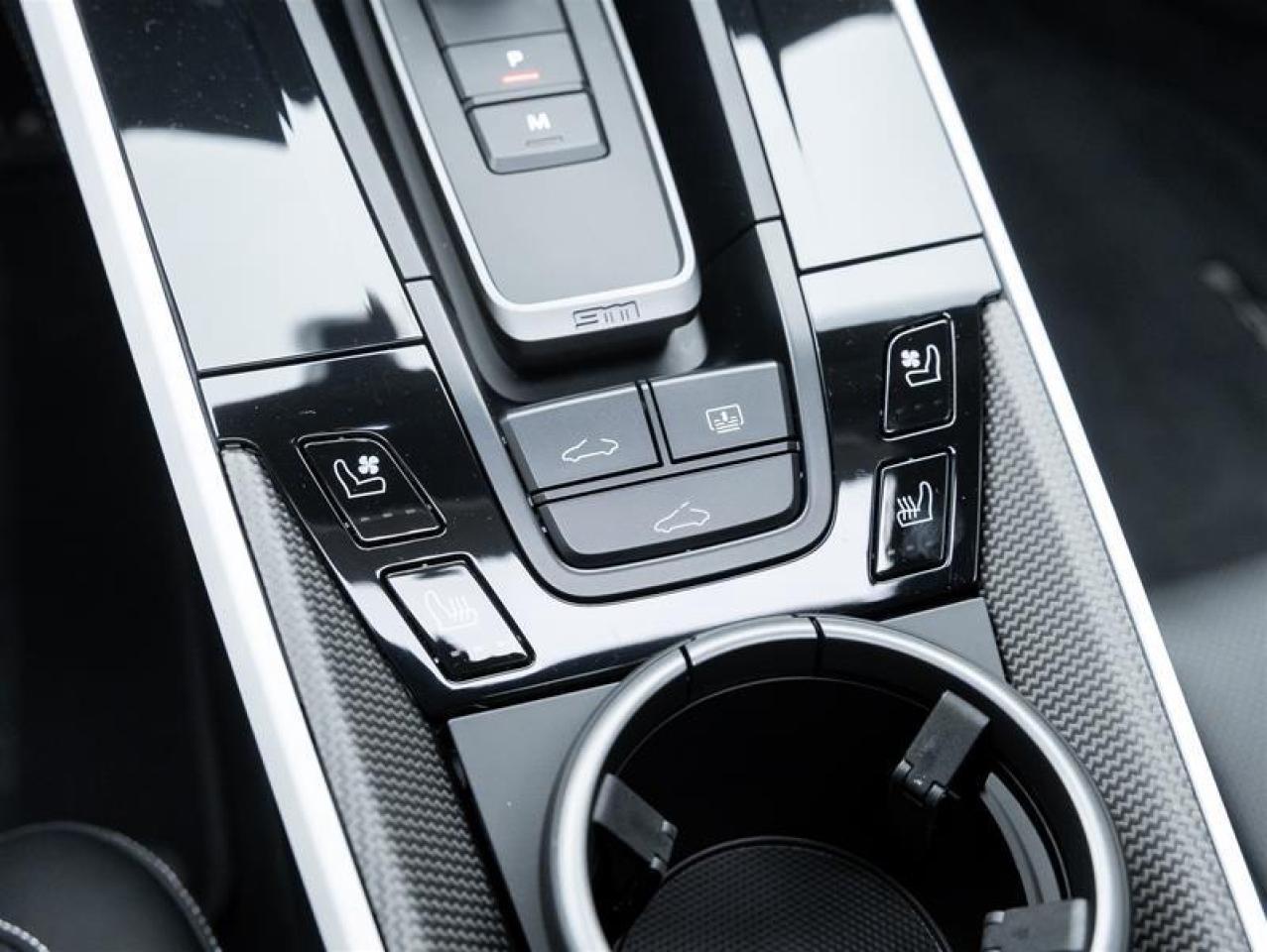 2025 Porsche 911  Photo