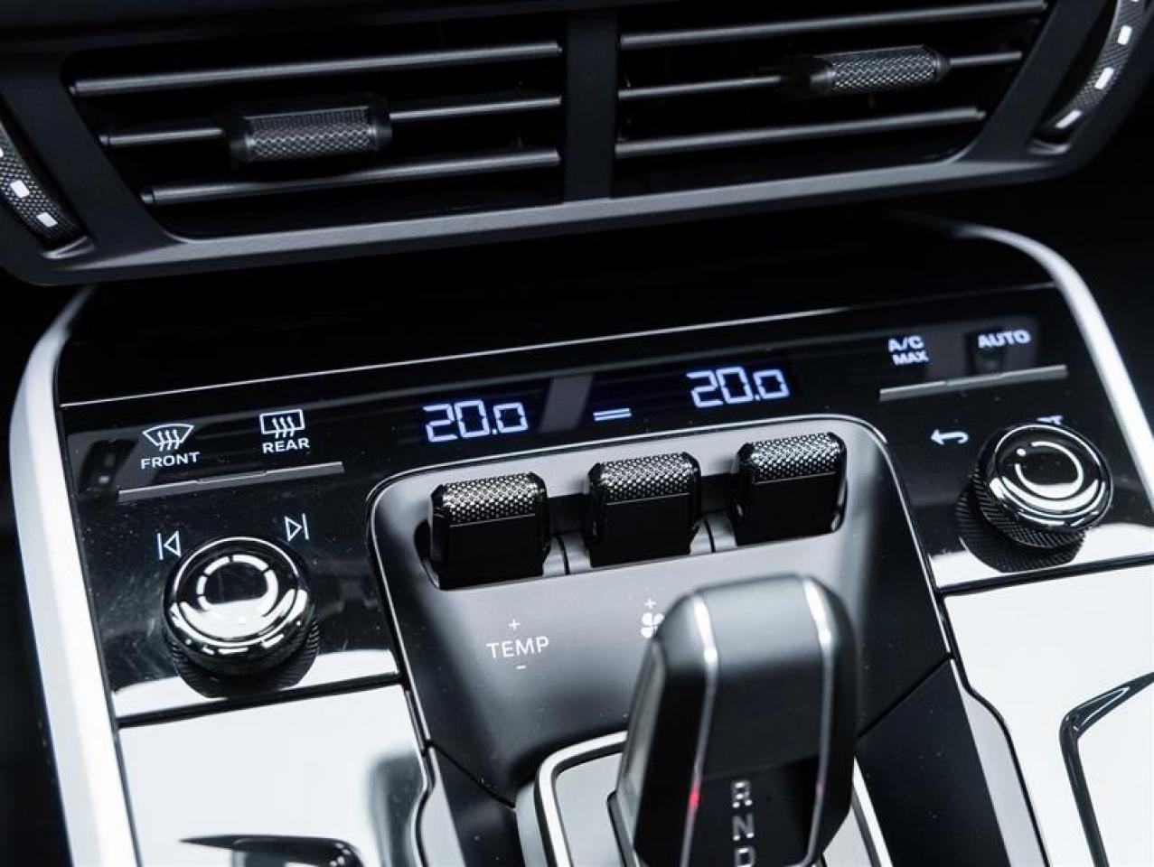 2025 Porsche 911  Photo